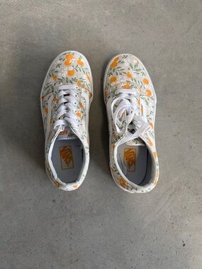 Vans White Canvas Sneakers with Orange Floral Print size 3Y